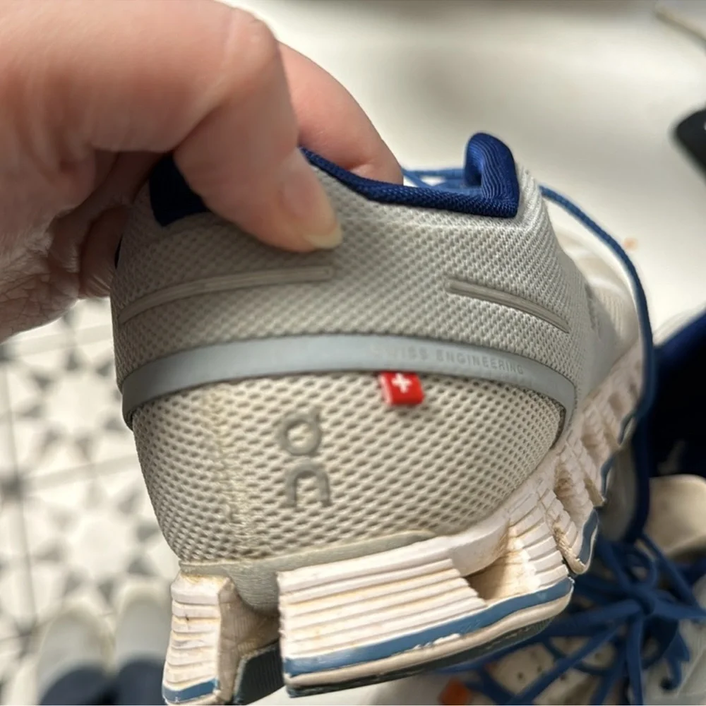 On Running Gray Athletic Running 70/30 Shoes - Picture 5 of 11